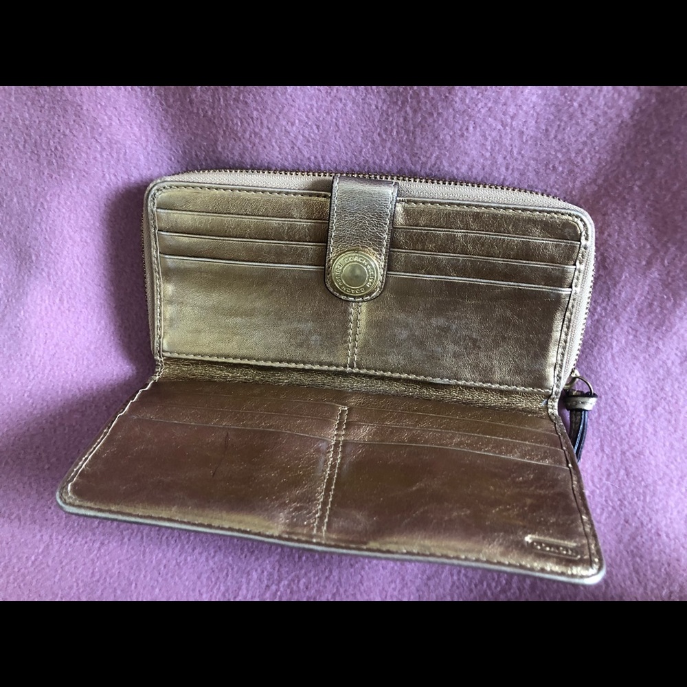 Authentic Limited Edition Coach Patchwork Wallet - Picture 4 of 5